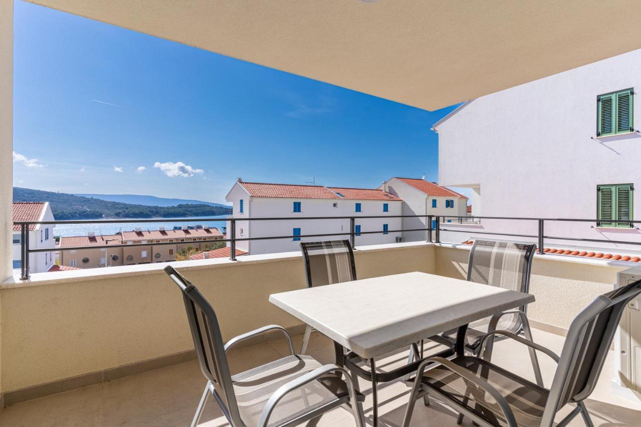 Blue Pearl Apartment *