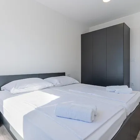 Blue Pearl Apartment Cres Exterior foto